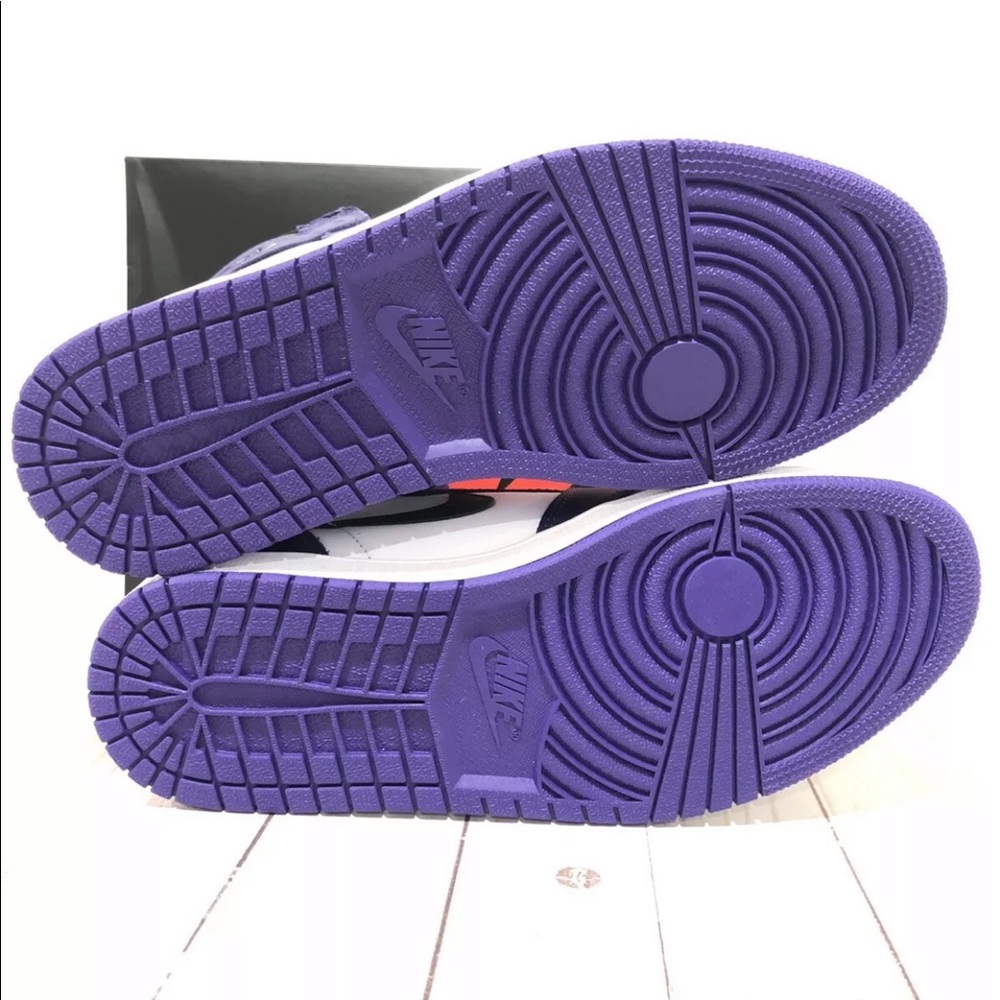 🔴SOLD🔴Nike Air Jordan 1 High OG Court Purple2020 - Picture 5 of 8
